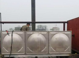 安康火車(chē)站不銹鋼水箱項(xiàng)目案例